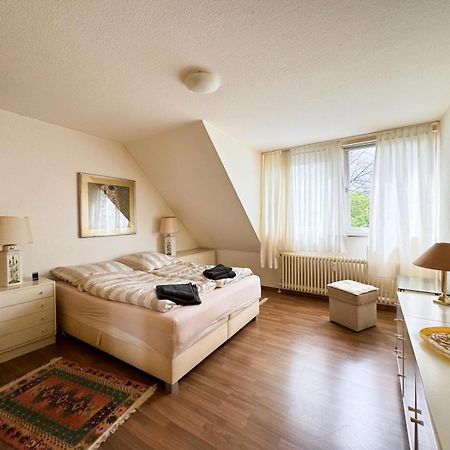 Gepflegte 3 Zimmer Wohnung! Hannover Esterno foto