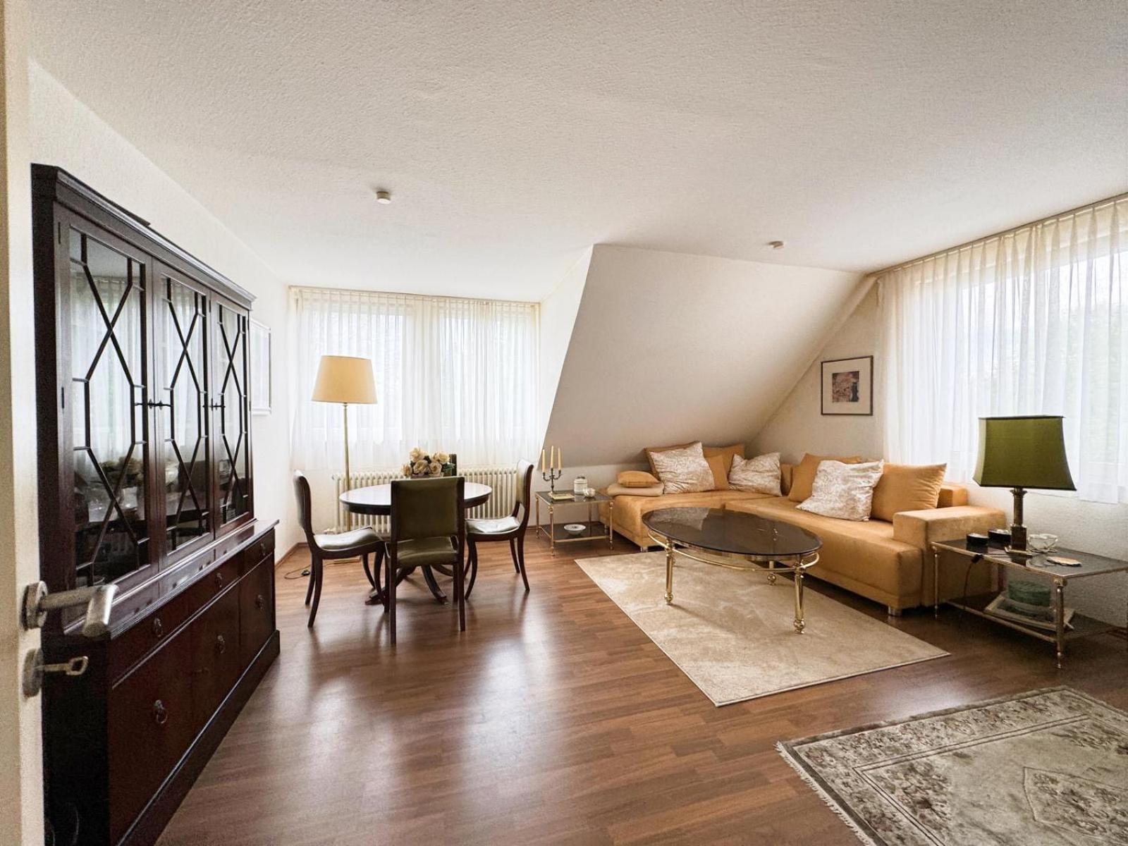 Gepflegte 3 Zimmer Wohnung! Hannover Esterno foto